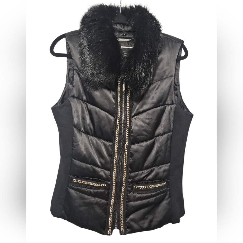 Stylish White|Black Puffer Vest With Fur Collar